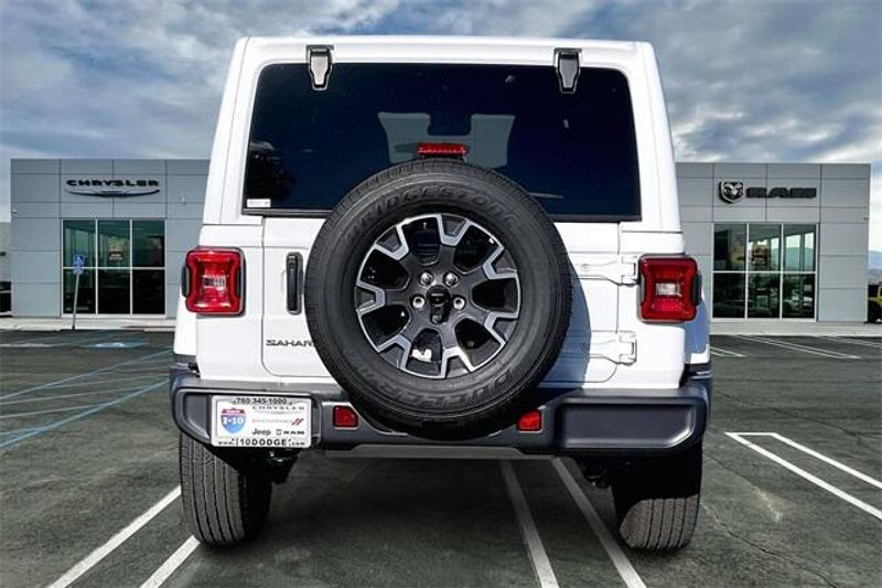 New 2025 Jeep Wrangler 4-door SaharaImage 3