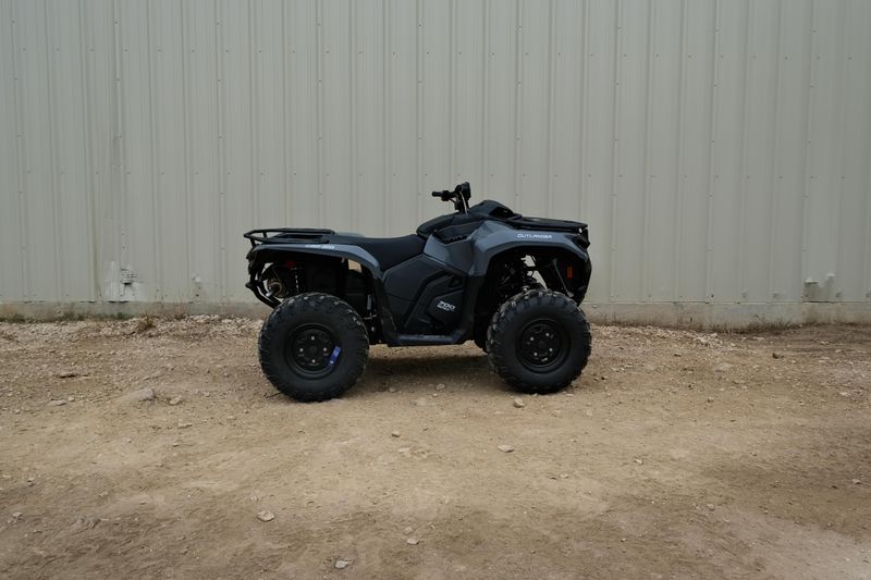 NEW 2026 CAN-AM OUTLANDER DPS 700 Image 2