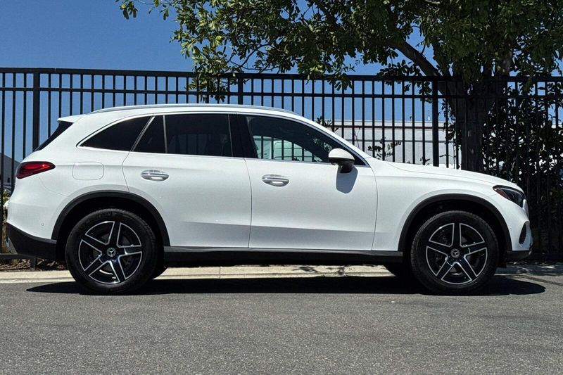 New 2027 Mercedes-Benz GLC-Class GLCGLC 300Image 3