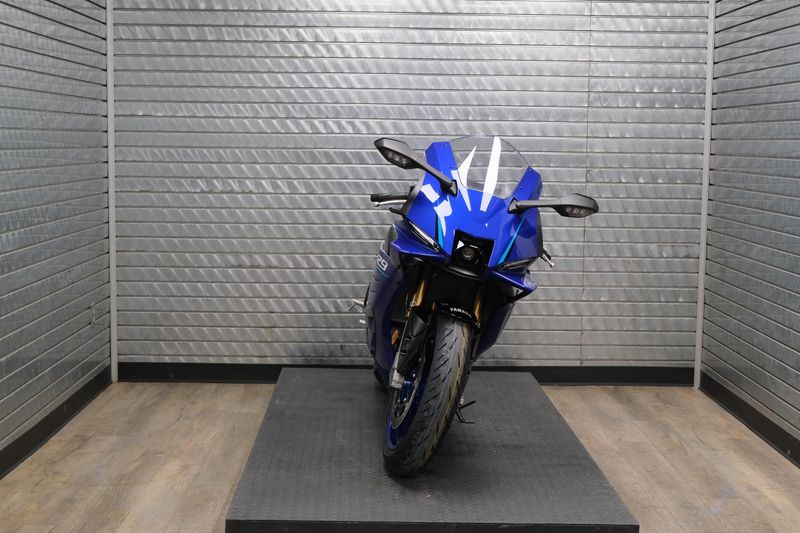 NEW 2026 YAMAHA YZFR9 Image 8