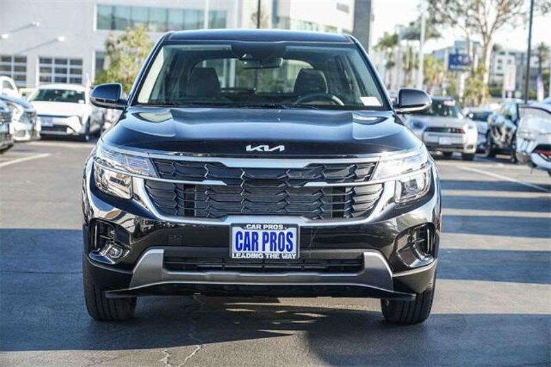 New 2026 Kia Seltos LXImage 3