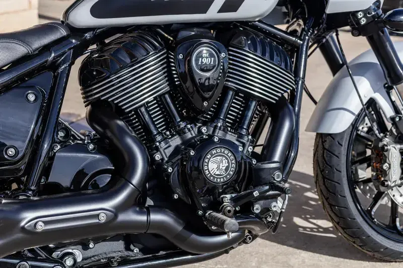 NEW 2025 INDIAN MOTORCYCLE SPORT CHIEF Image 4