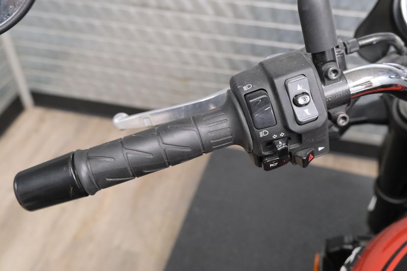 USED 2018 KAWASAKI Z900RS Image 18