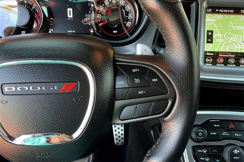 2022 Dodge Challenger R/TImage 19
