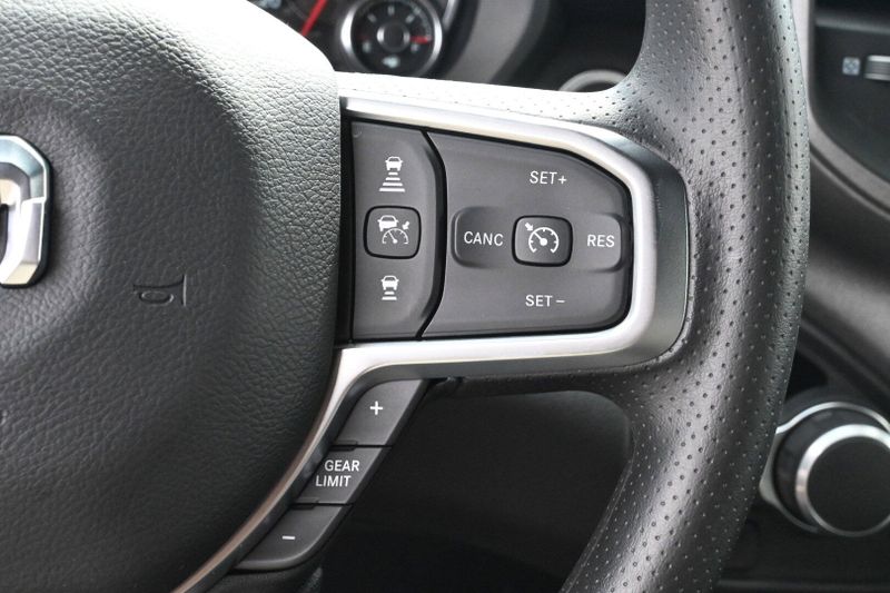 2025 RAM 1500 TradesmanImage 21