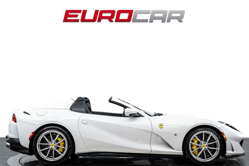 2022 Ferrari 812 GTS *CARBON STEERING WHEEL * FRONT LIFT*Image 7