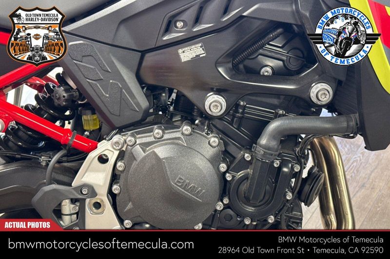 2025 BMW F 900 GSImage 11