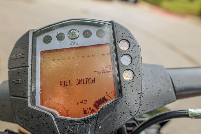 USED 2022 KTM DUKE 200 Image 2