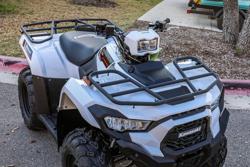 2025 Kawasaki BRUTE FORCE  450 4X4 WHITE Image 20