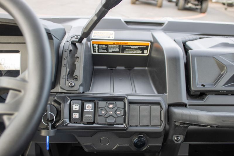 NEW 2026 CAN-AM DEFENDER XT HD7 Image 16