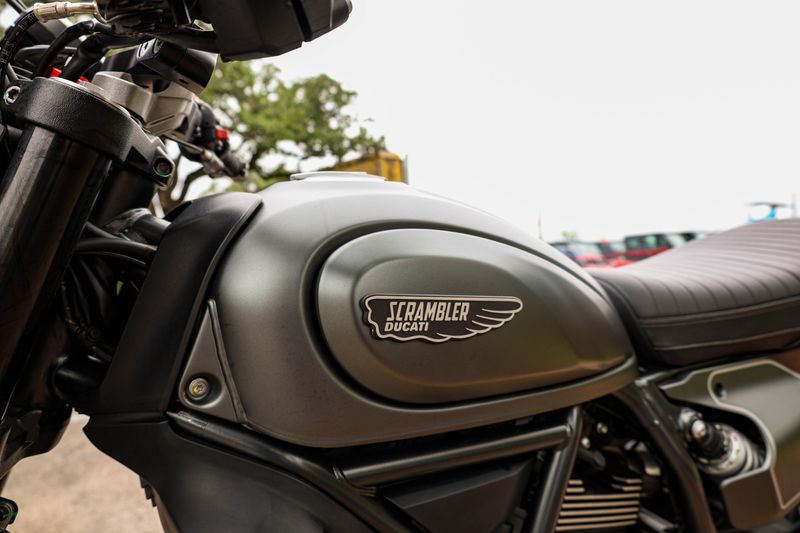 USED 2021 DUCATI SCRAMBLER 1100 Image 10