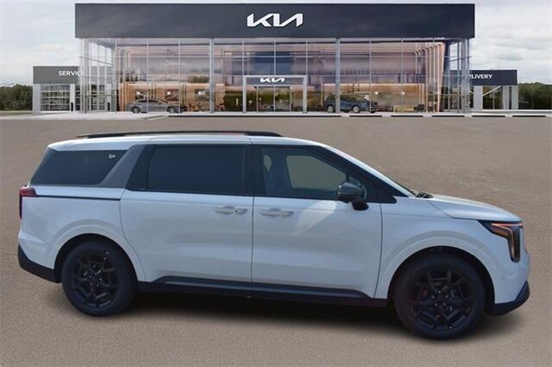 New 2025 Kia Carnival Hybrid SX PrestigeImage 2