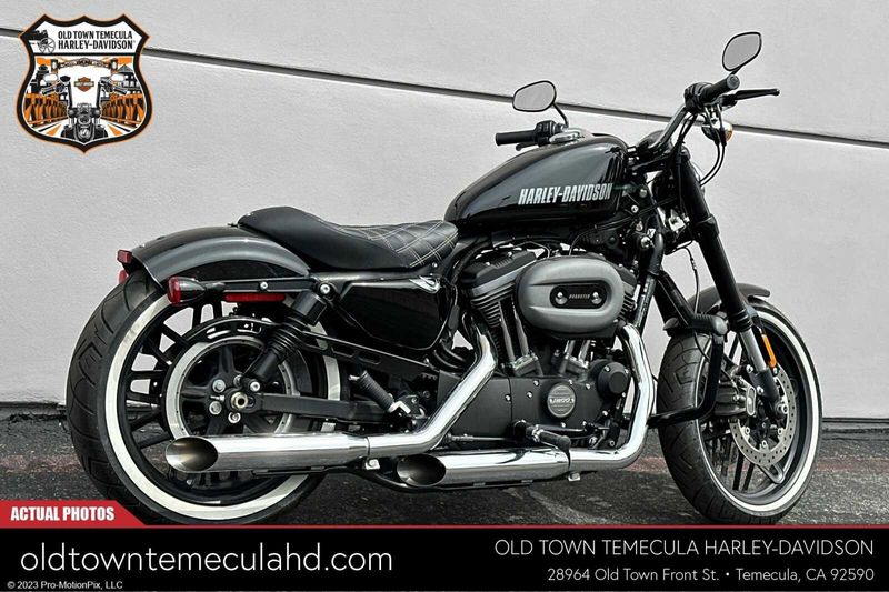 2017 Harley-Davidson Sportster in a BLACK W/PINSTRIPE exterior color. BMW Motorcycles of Temecula – Southern California (951) 506-6903 bmwmotorcyclesoftemecula.com 