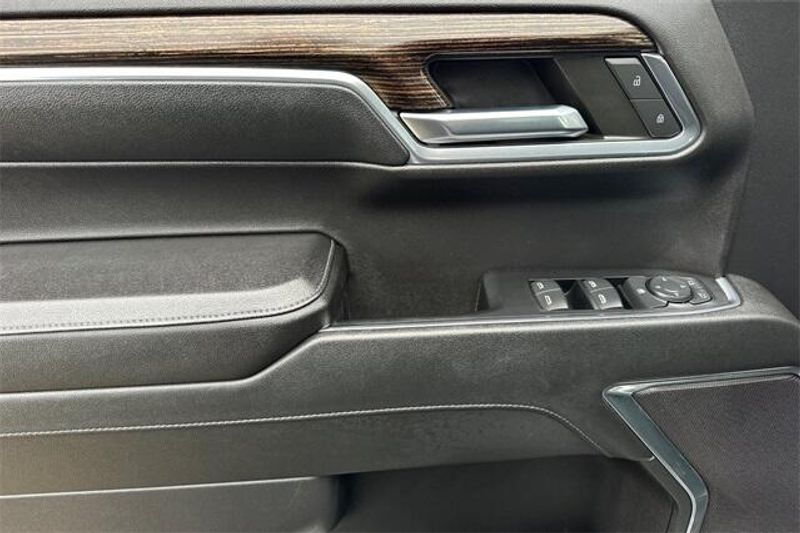 2024 GMC Sierra 1500 SLEImage 9