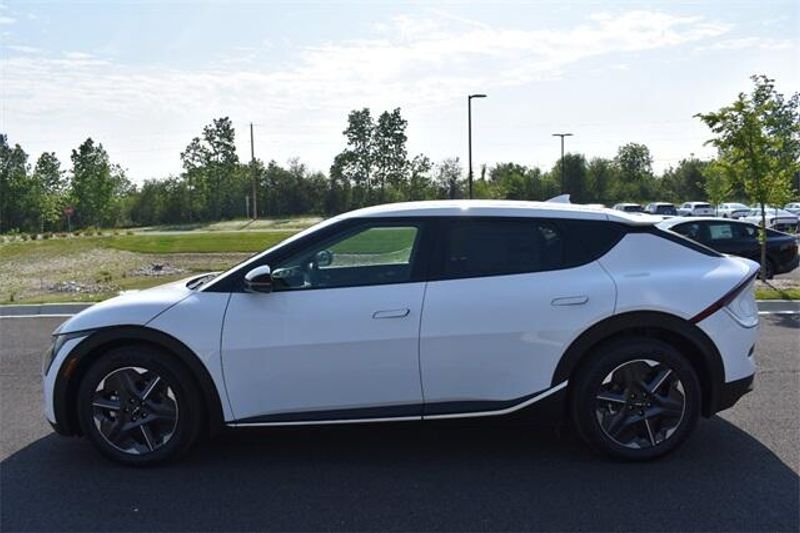 New 2025 Kia EV6 LightImage 6