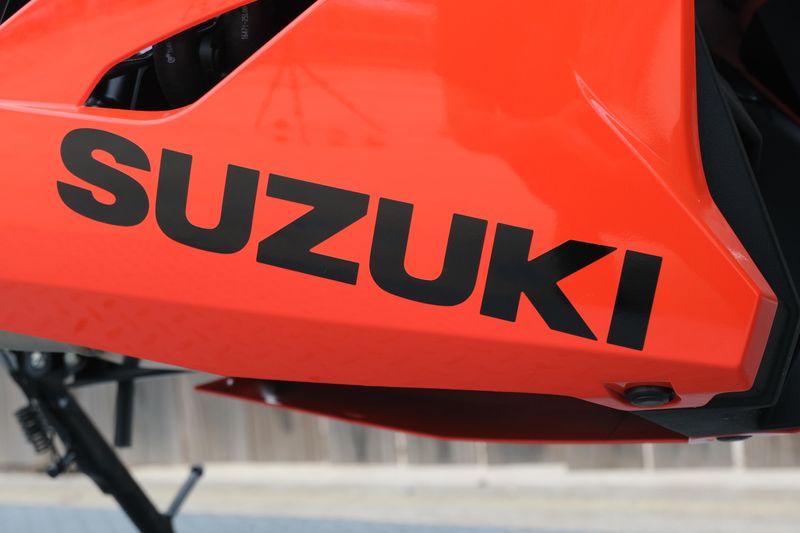 NEW 2026 SUZUKI GSX8R Image 19