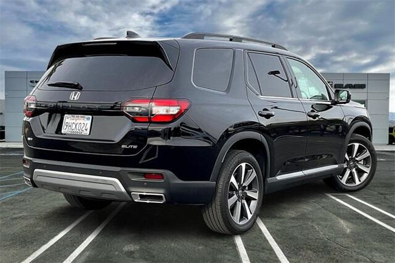 2023 Honda Pilot EliteImage 13