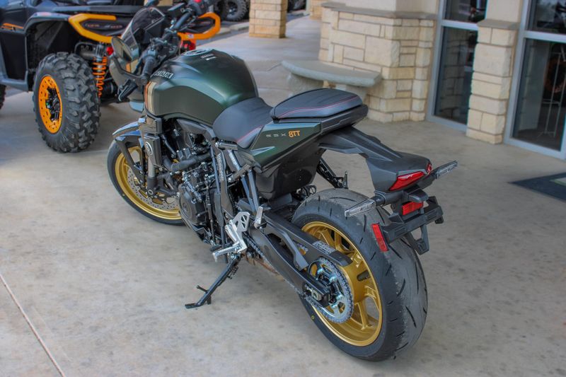 NEW 2026 SUZUKI GSX8TT Image 3