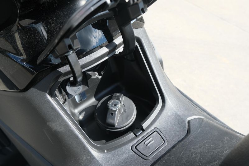 NEW 2026 SUZUKI BURGMAN 400 Image 18