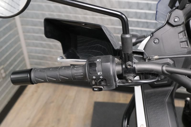 USED 2025 KAWASAKI KLR 650 S Image 18