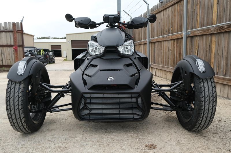 2025 Can-Am RYKER 900 BLACKImage 9