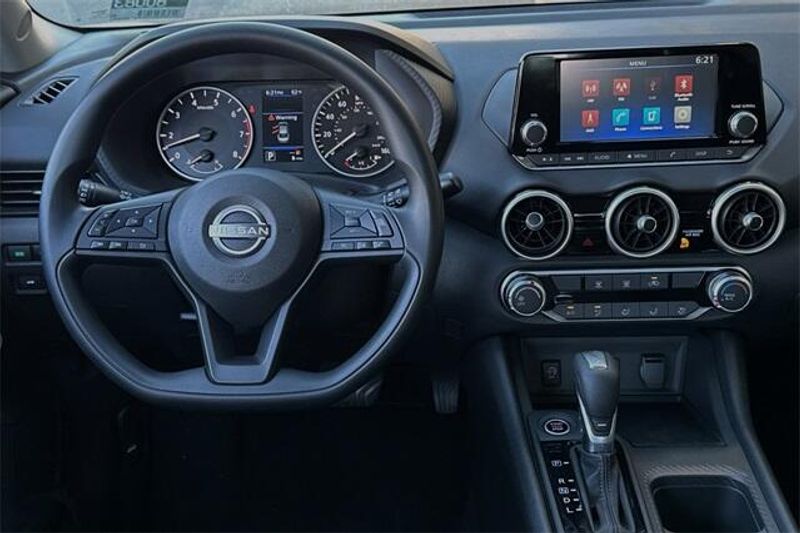 New 2025 Nissan Sentra SImage 11