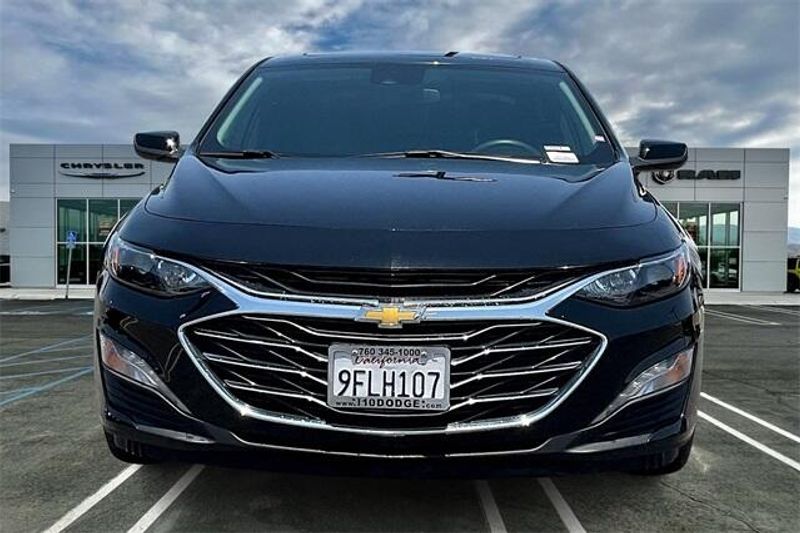2023 Chevrolet Malibu LTImage 2
