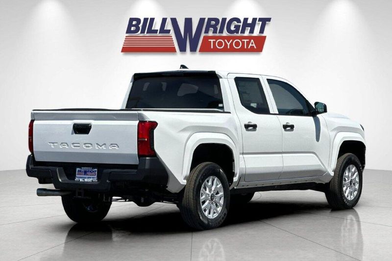 New 2026 Toyota Tacoma SRImage 3
