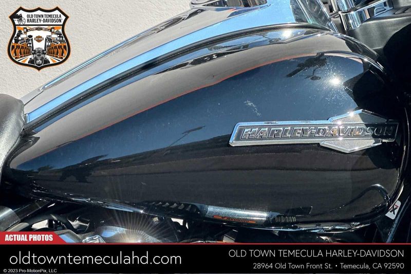 2022 Harley-Davidson Road Glide in a Black exterior color. BMW Motorcycles of Temecula – Southern California (951) 506-6903 bmwmotorcyclesoftemecula.com 