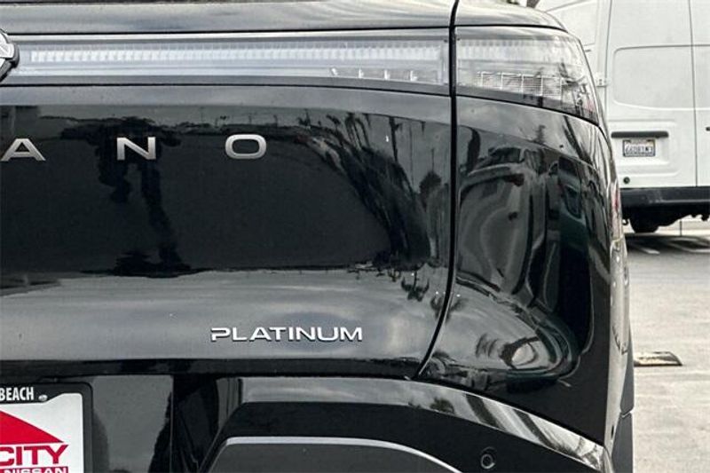 2025 Nissan Murano PlatinumImage 22