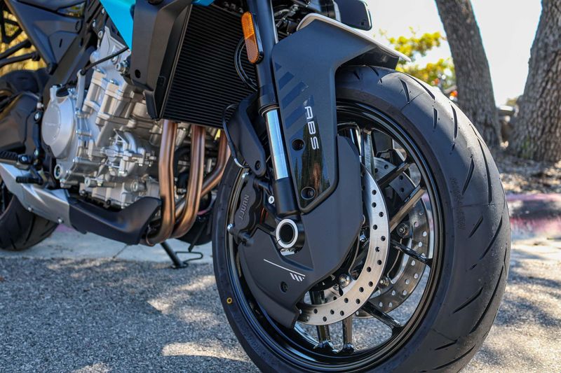 NEW 2026 CFMOTO 675NK Image 5