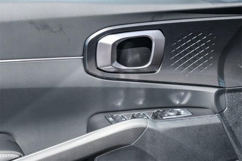 2025 Kia Sorento SImage 21