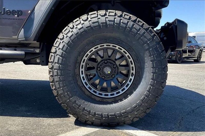 New 2025 Jeep Wrangler 4-door WillysImage 10