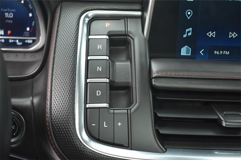 Used 2023 Chevrolet Suburban RSTImage 34