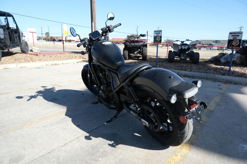 2025 Honda REBEL 1100 DCT MATTE BLACK METALLICImage 10