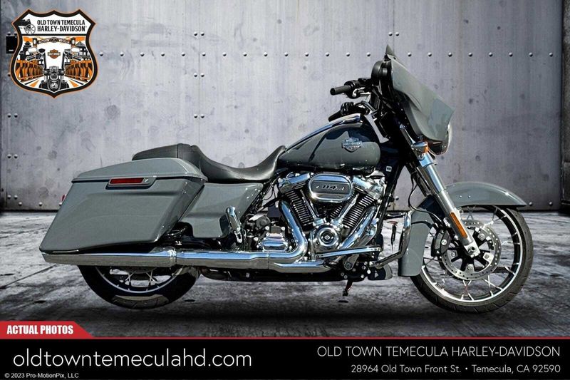 2022 Harley-Davidson Street Glide in a GUNSHIP GRAY exterior color. BMW Motorcycles of Temecula – Southern California (951) 506-6903 bmwmotorcyclesoftemecula.com 