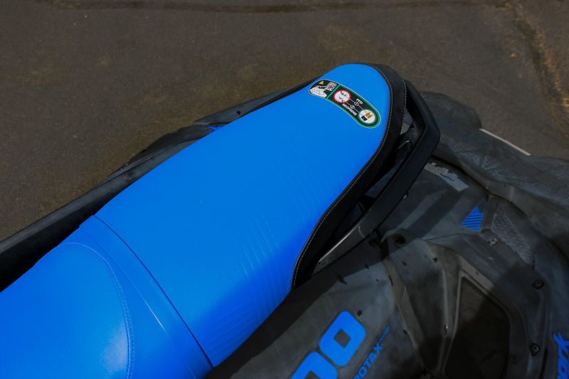 2023 SEADOO SPARK TRIXX FOR 3 WITH AUDIO BLUE Image 15