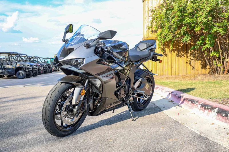 NEW 2026 KAWASAKI NINJA ZX6R ABS Image 25