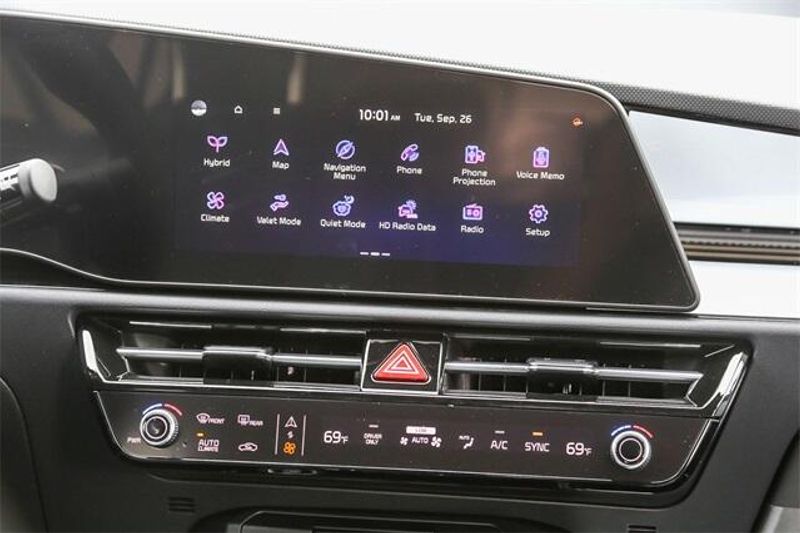 New 2025 Kia Niro EXImage 6