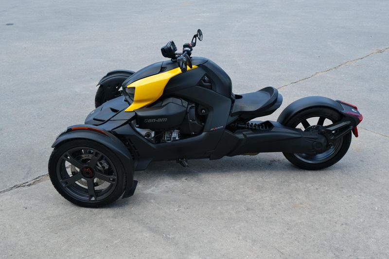 2022 Can-Am RYKER 600 BLACK Image 7