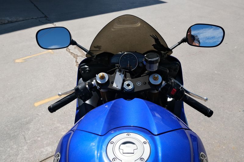 Used 2016 Yamaha YZFR6 BLUE AND SILVER Image 16