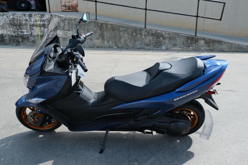 NEW 2026 SUZUKI BURGMAN 400 Image 6