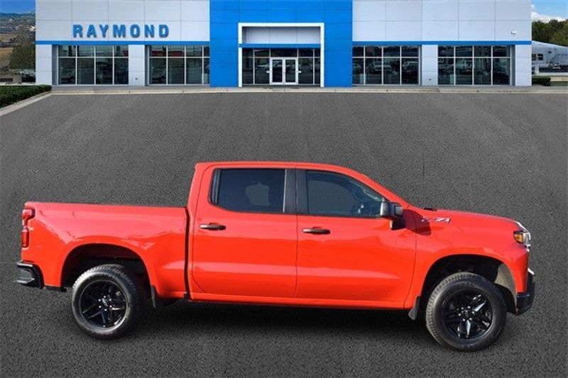 2021 Chevrolet Silverado 1500 Custom Trail BossImage 2