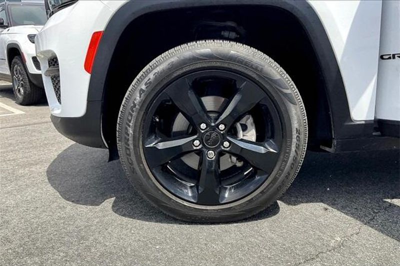 2023 Jeep Grand Cherokee AltitudeImage 7