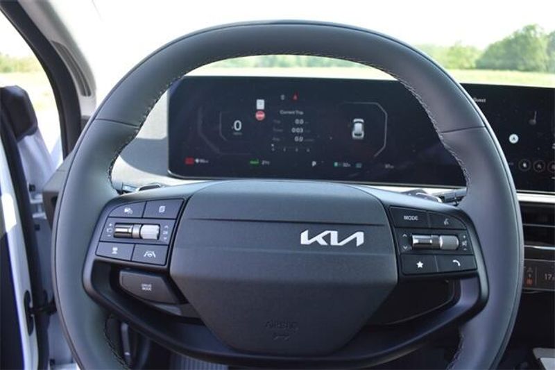 New 2025 Kia EV6 LightImage 26