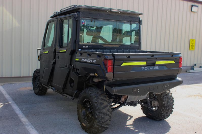 2023 Polaris RGR CREW XP 1000 NS PREM  SUPER GRAPHITE Premium Image 4