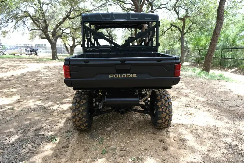 2025 Polaris RANGER CREW 1000 PREMIUM PURSUIT CAMOImage 6