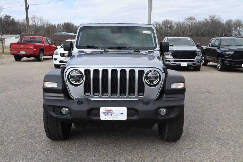 2021 Jeep Wrangler Unlimited Sport AltitudeImage 3