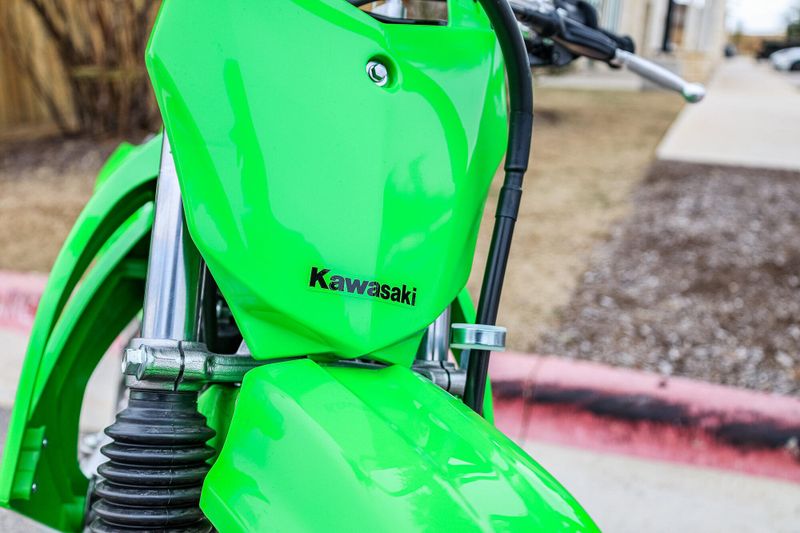 2025 Kawasaki KLX140R F LIME GREENImage 19