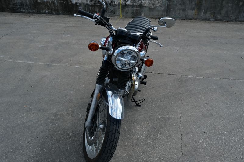 USED 2020 KAWASAKI W800 Image 8